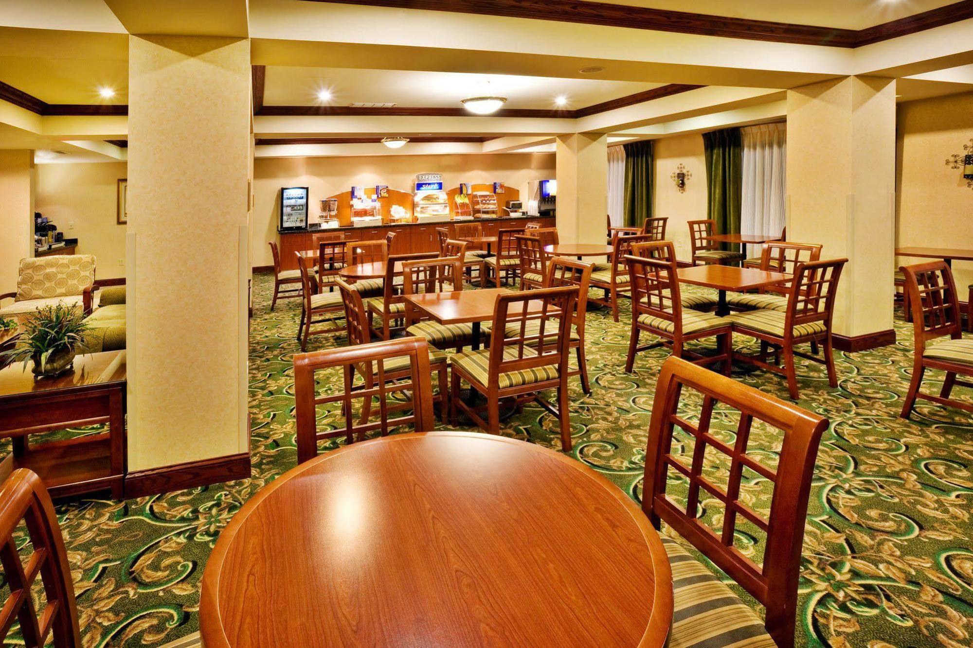 Hampton Inn Champaign/Urbana Exterior foto